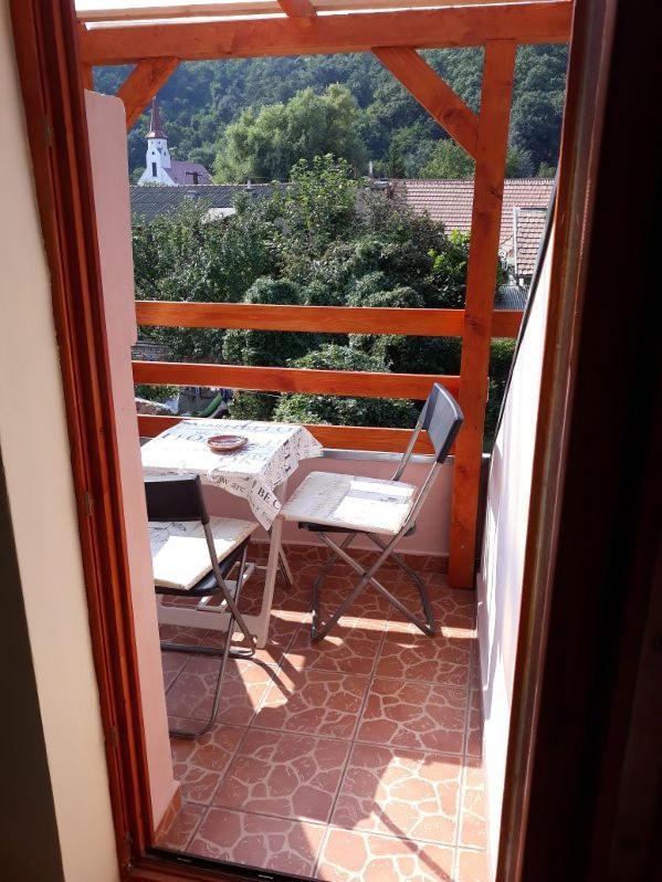 Kis Rigo Vendeghaz Hotel Salgótarján Екстериор снимка