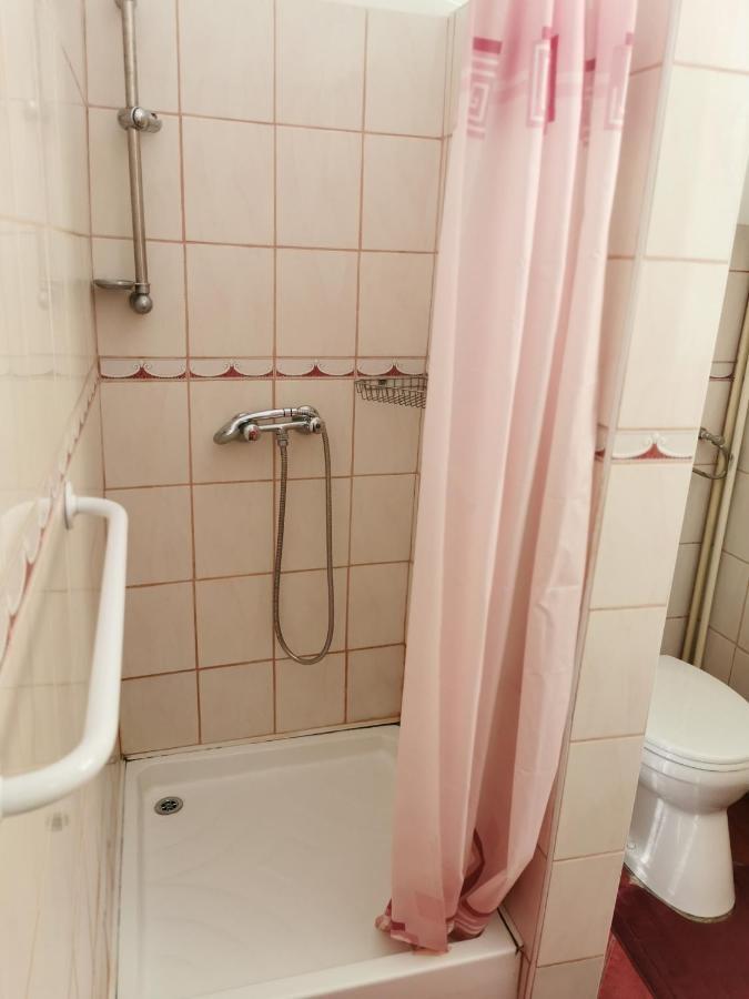Kis Rigo Vendeghaz Hotel Salgótarján Екстериор снимка